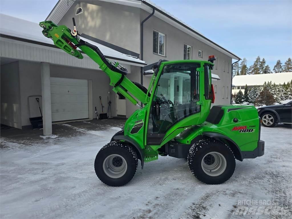Avant 860i Minilader