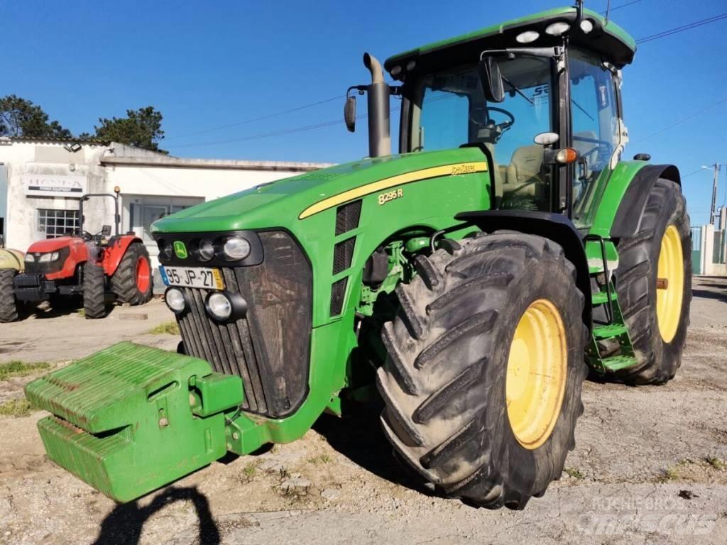 John Deere 8295 R Traktoren