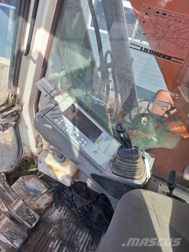 Liebherr R932 Raupenbagger
