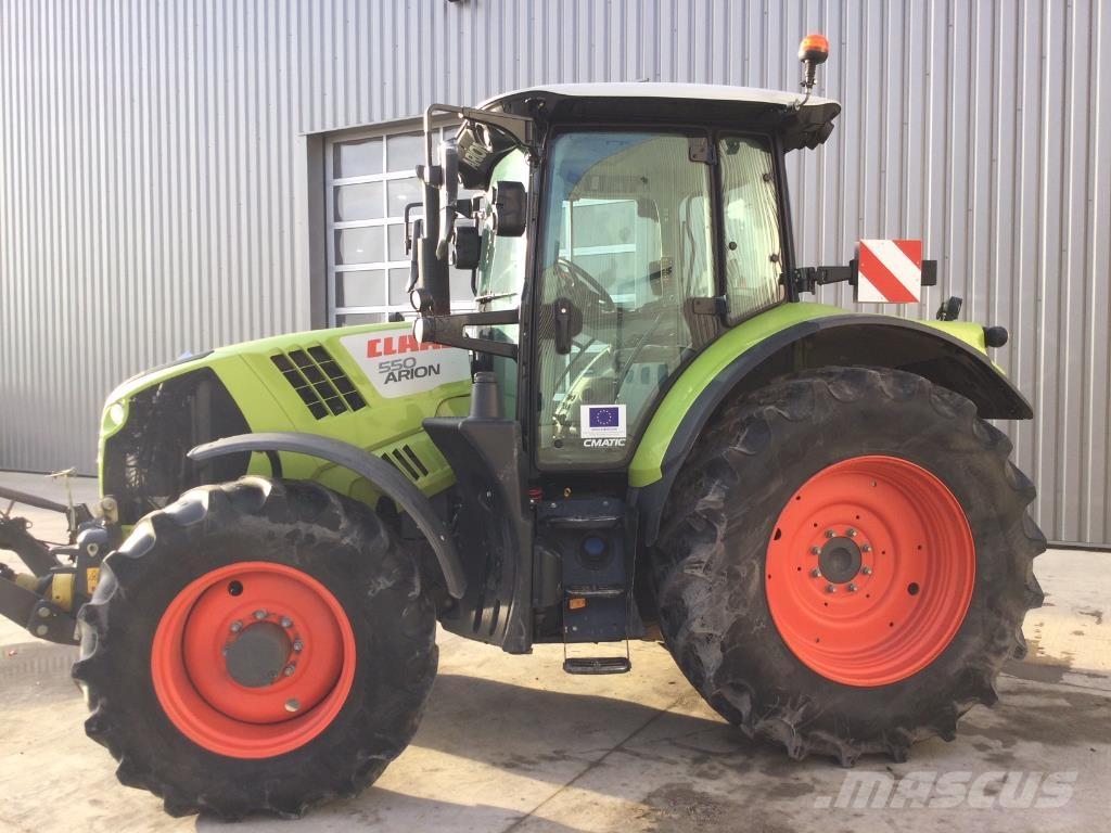 CLAAS ARION 550 Traktoren