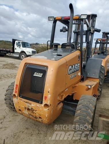 CASE 586H Geländestapler