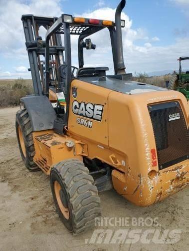 CASE 586H Geländestapler