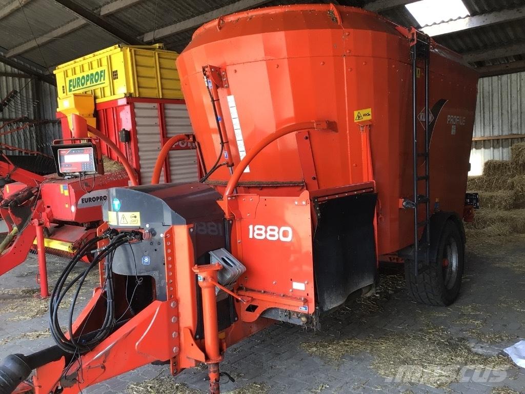 Kuhn Profile 1880 Futtermischwagen