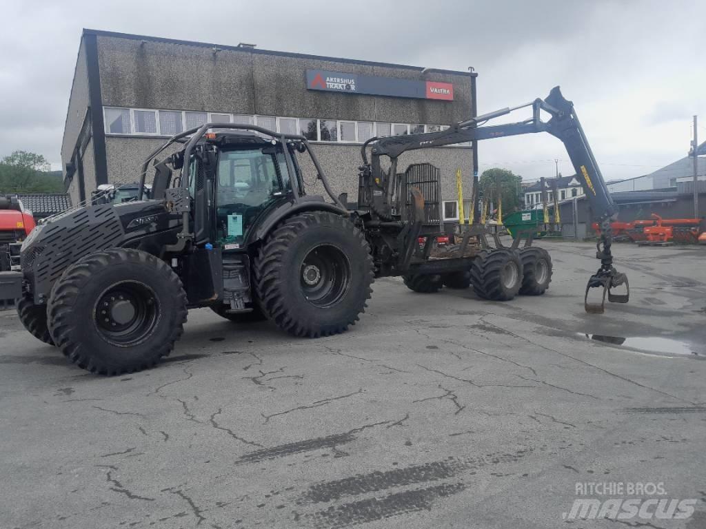 Valtra T 175 ED Forsttraktoren