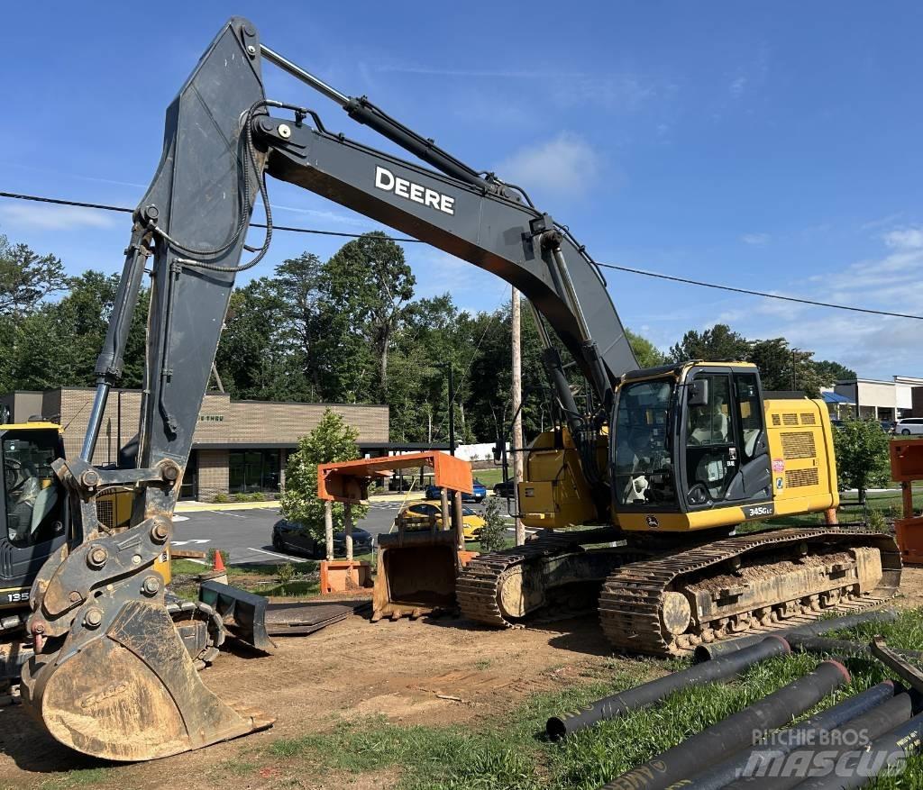 DEERE 345G LC Raupenbagger
