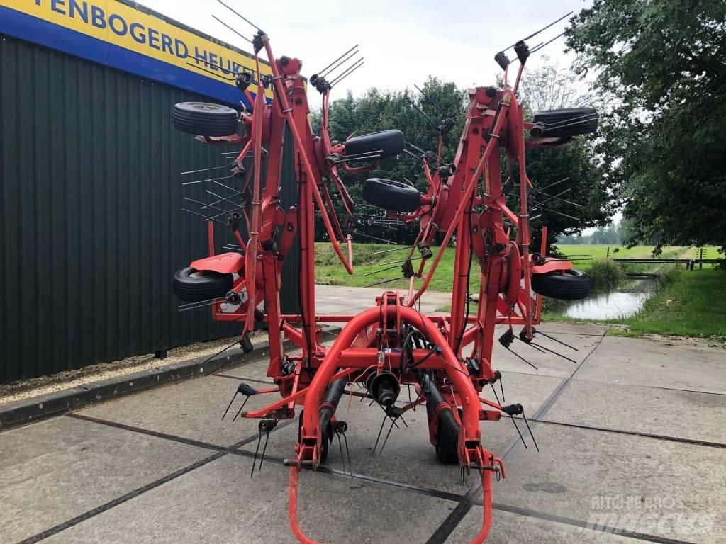 Kuhn GF 8702 Kreiselheuer/-wender