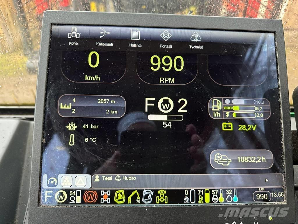 Komatsu 845 Forwarder