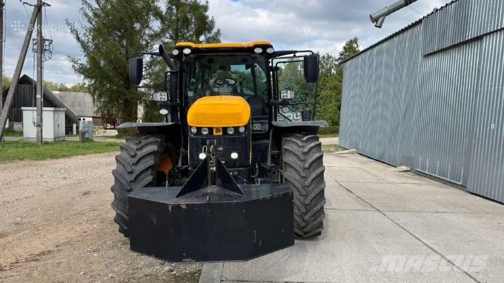 JCB 4220 Traktoren