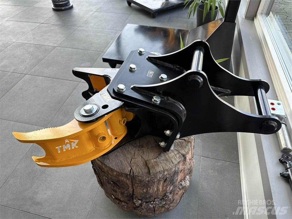 TMK 150 Harvester