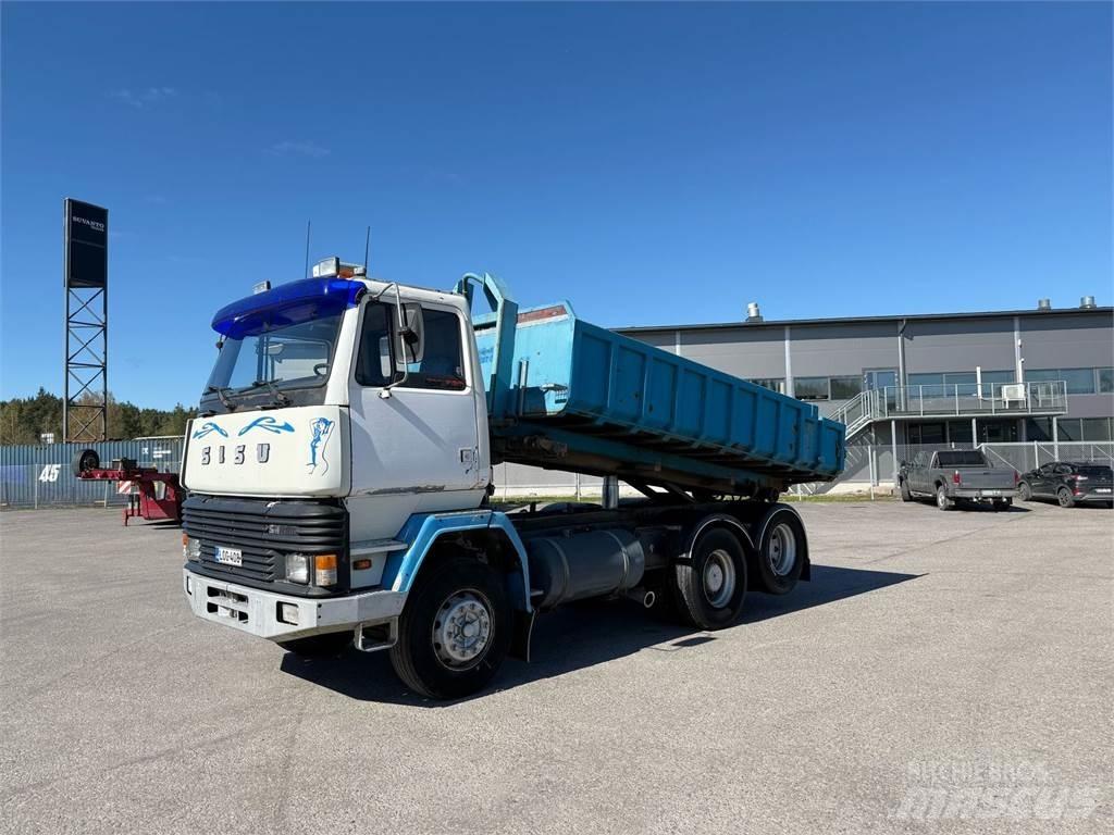 Sisu SM300 6x2 Absetzkipper