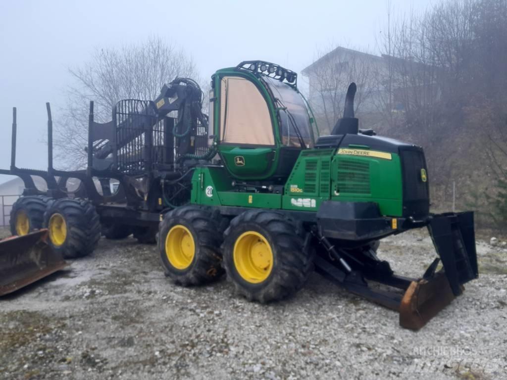 John Deere 1510G Forwarder