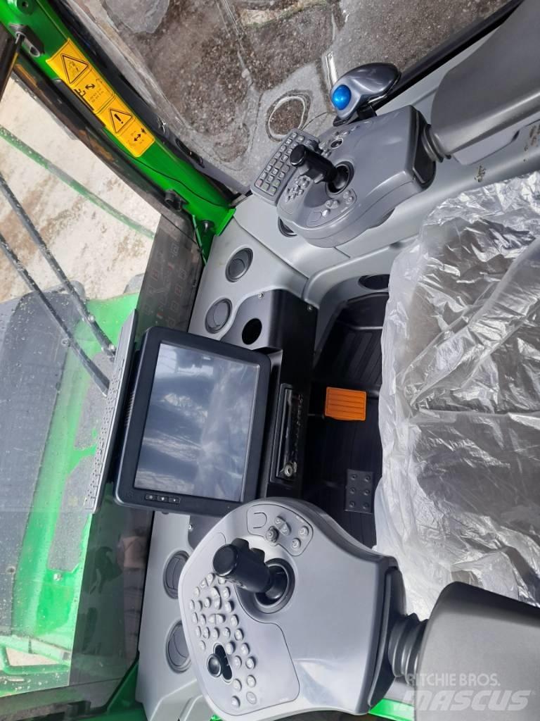 John Deere 1510G Forwarder