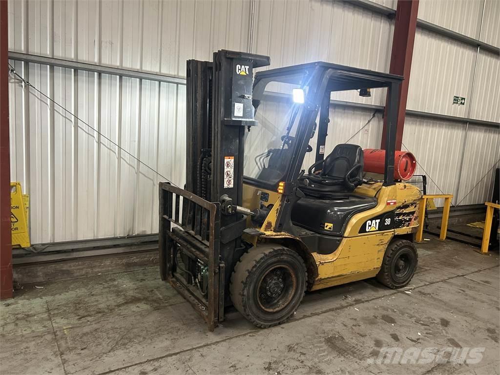 CAT GP30NT Gasstapler