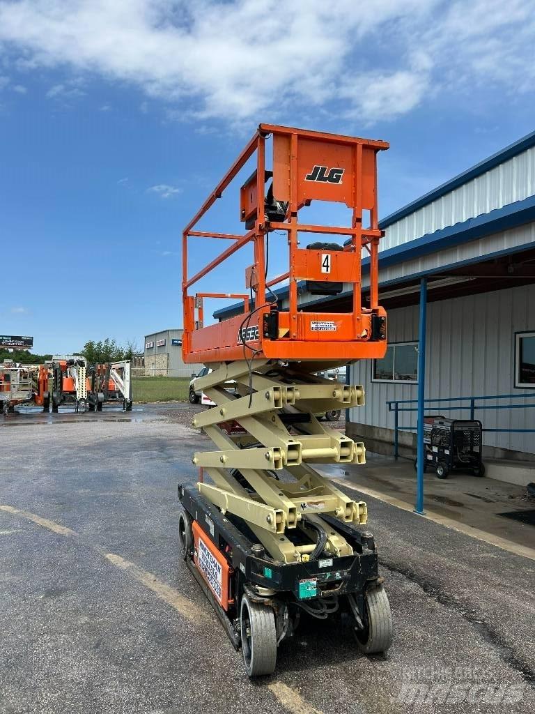 JLG R2632 Scheren-Arbeitsbühnen