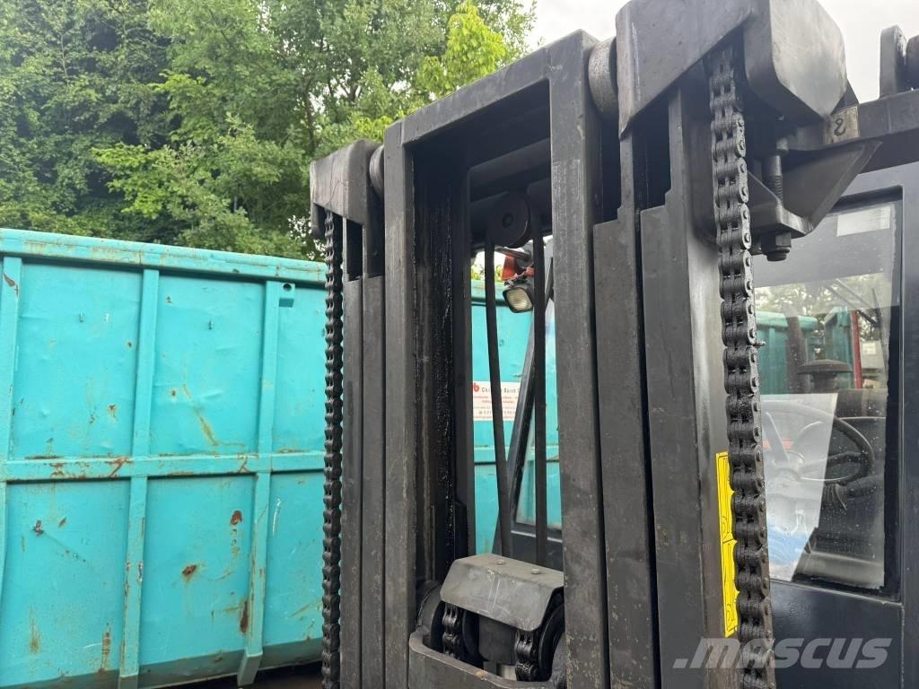 Mora MC80CS Dieselstapler