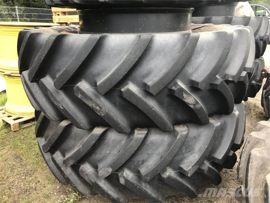 Mitas 680/80R42 Reifen