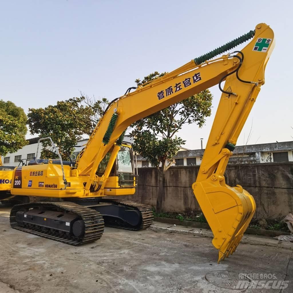 Komatsu PC 200-8 Raupenbagger