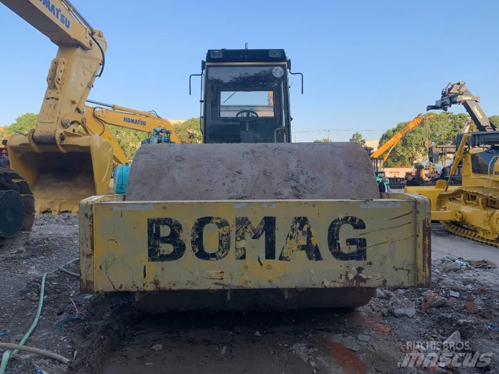 Bomag BW 225 D-3 Tandemwalzen