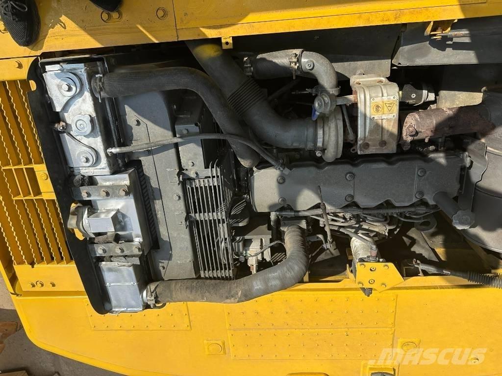 Komatsu PC 220-8 Raupenbagger