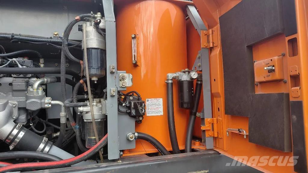 Hitachi ZX220W-5B Mobilbagger