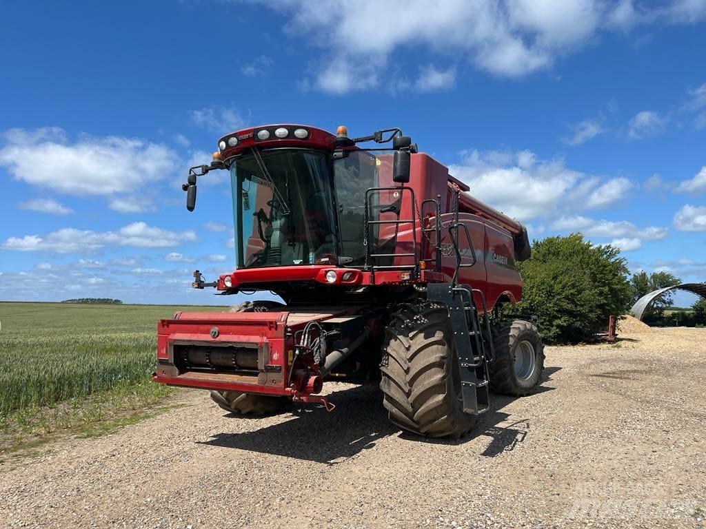 CASE Axial Flow 7120 Mähdrescher