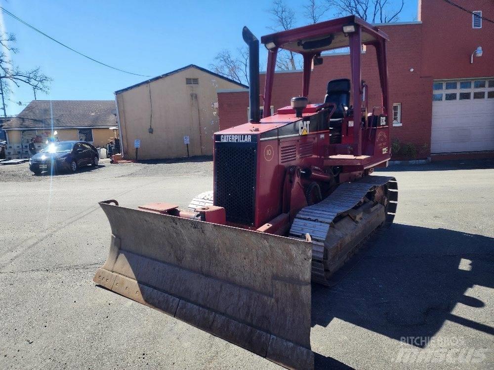 CAT D 3 C III Bulldozer