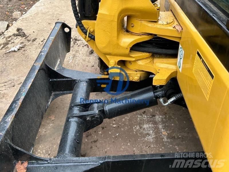 CAT 303.5 E Minibagger < 7t
