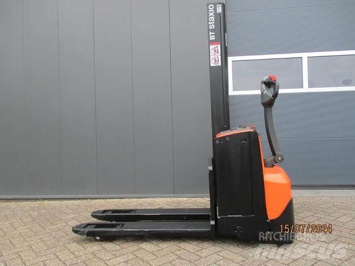 BT SWE 080L Deichselstapler