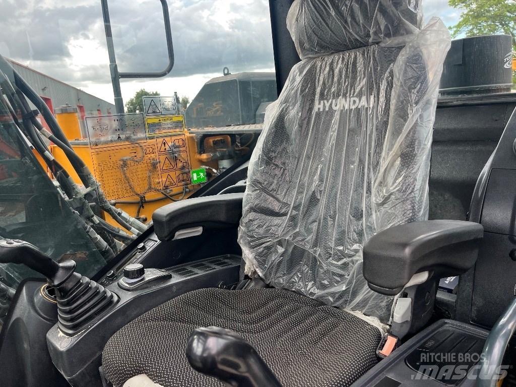 Hyundai HX 140 AL Raupenbagger
