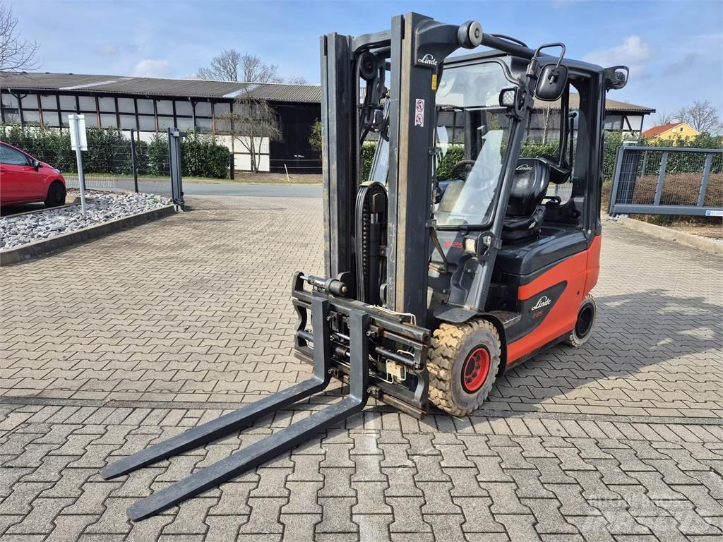 Linde E25 Elektrostapler
