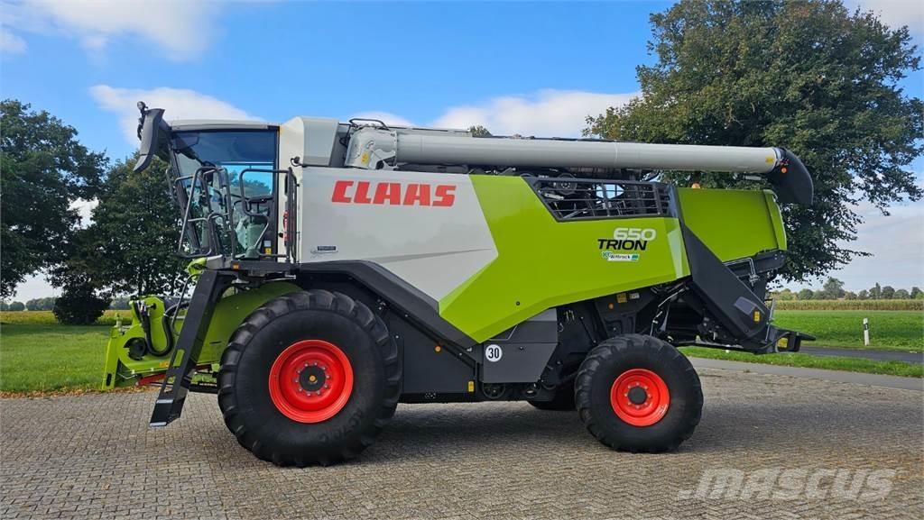 CLAAS Trion 650 Mähdrescher