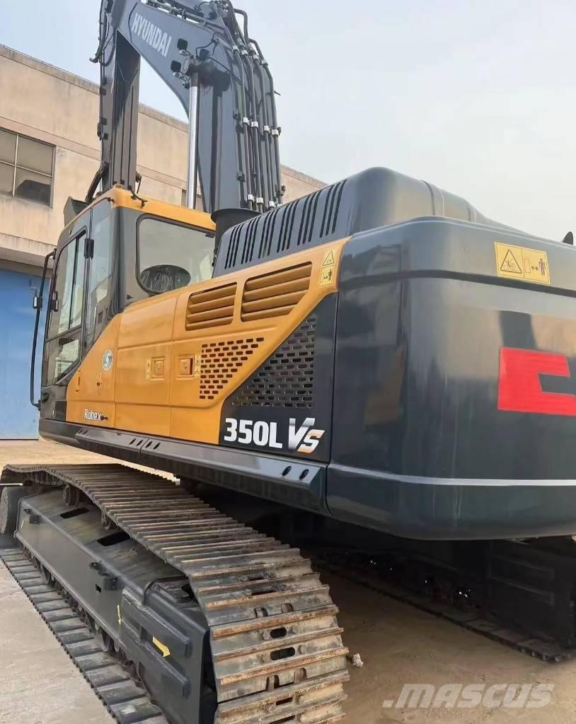 Hyundai 305LC Raupenbagger