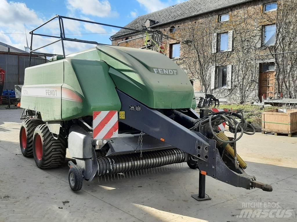 Fendt 1270 ST Quaderpressen
