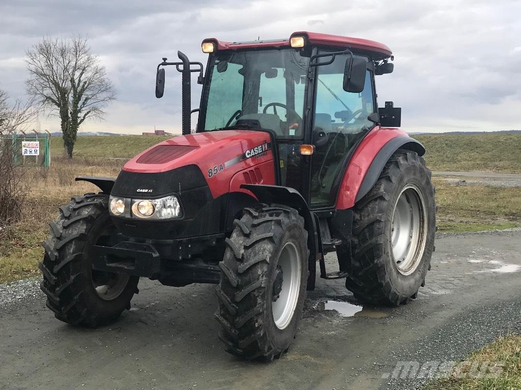 Case IH Farmall 85A Traktoren