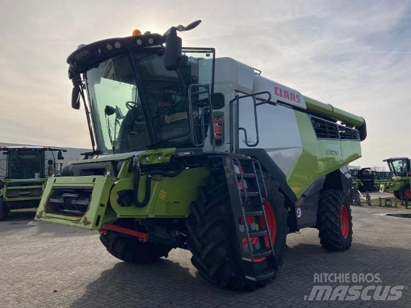 CLAAS LEXION 7500 Mähdrescher