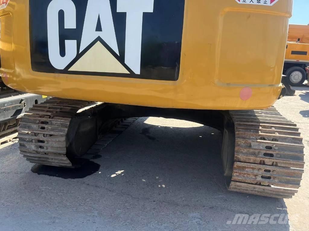 CAT 323 D L Raupenbagger