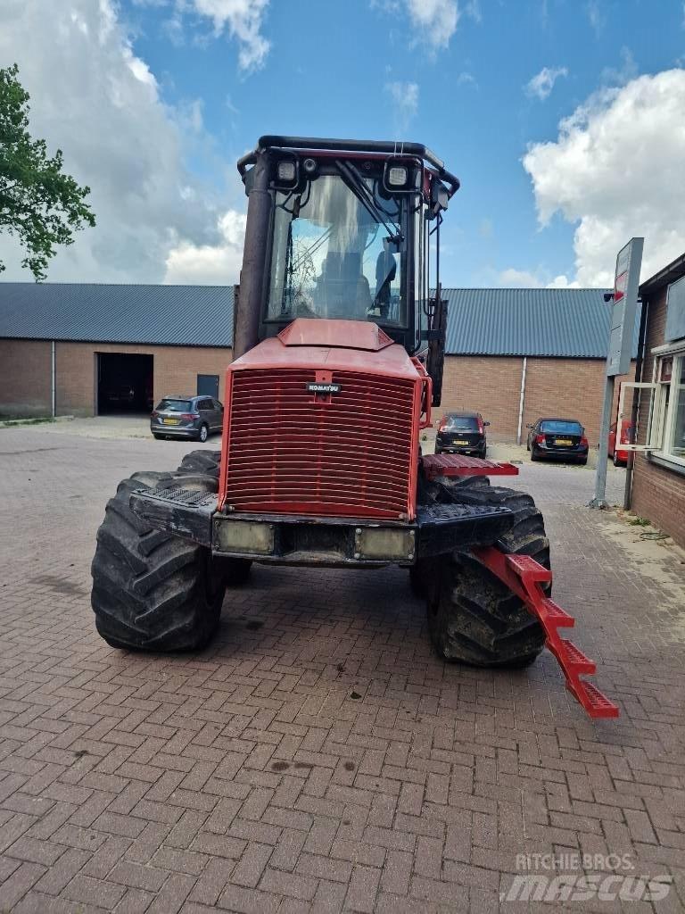 Komatsu 840 TX Forwarder