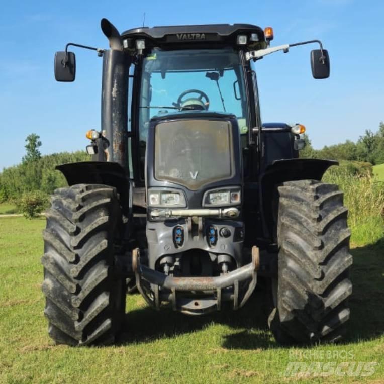 Valtra S 263 Traktoren