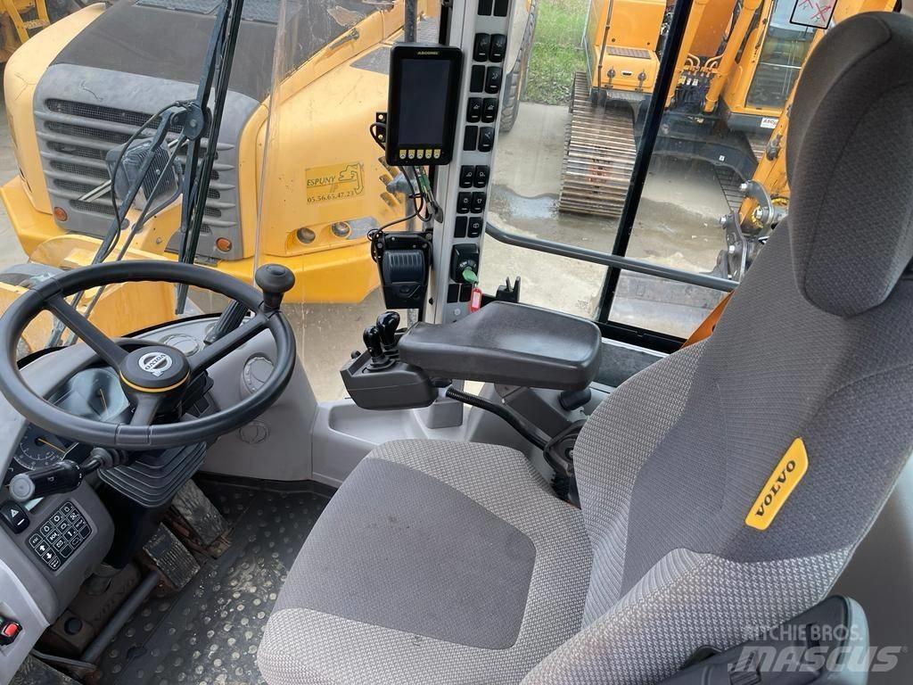 Volvo L 120 H Radlader