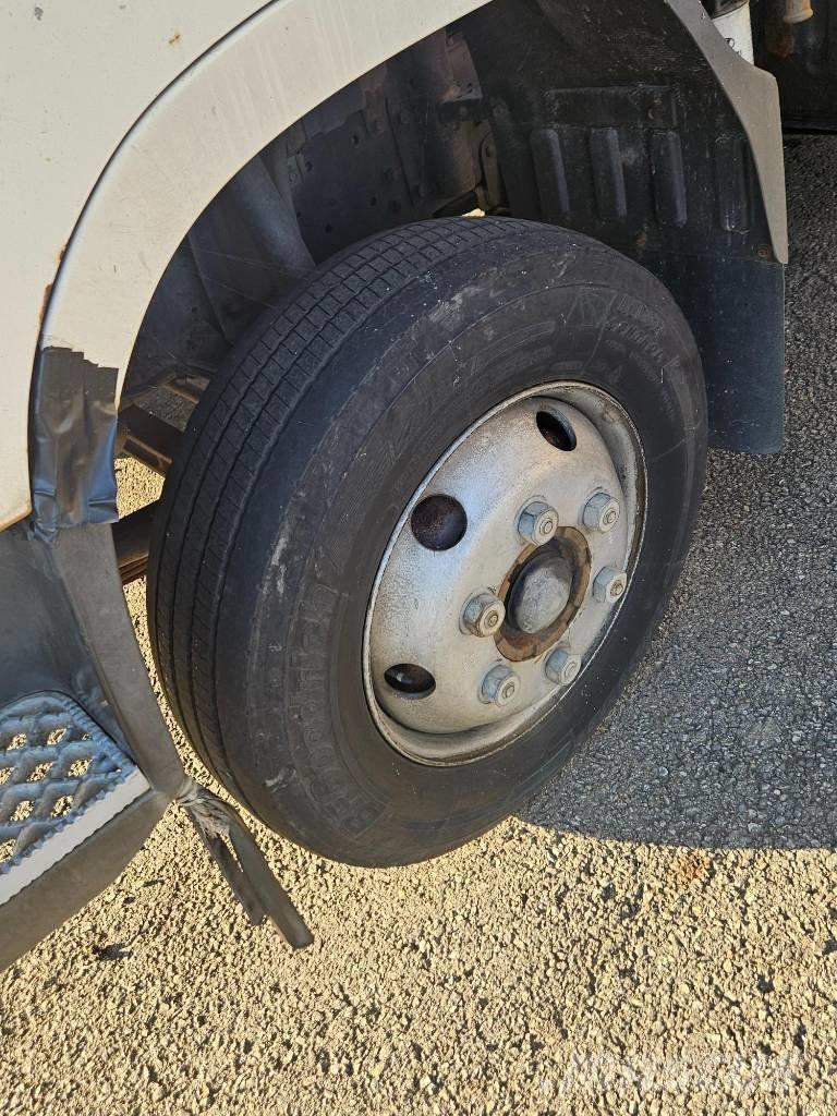 Jinwoo JW280 LKW-Arbeitsbühnen