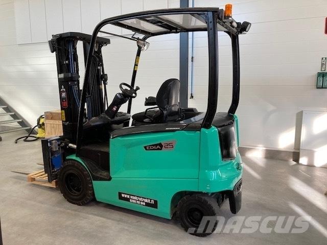 Mitsubishi FB25CN Elektrostapler