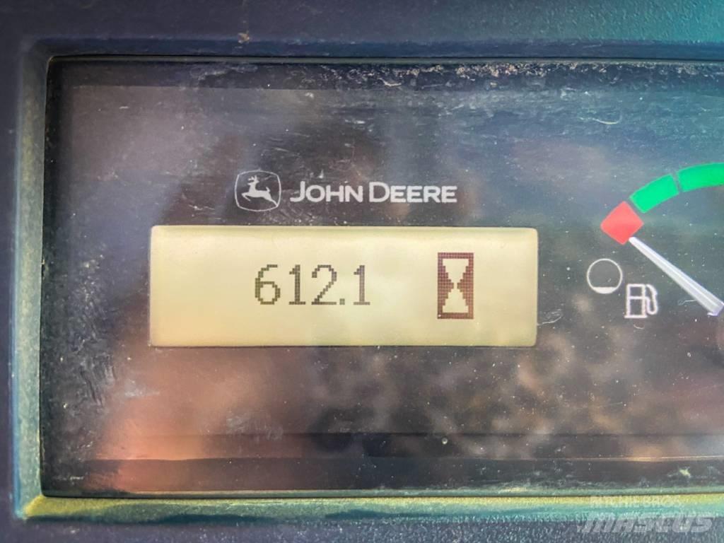 John Deere 323 E Kompaktlader