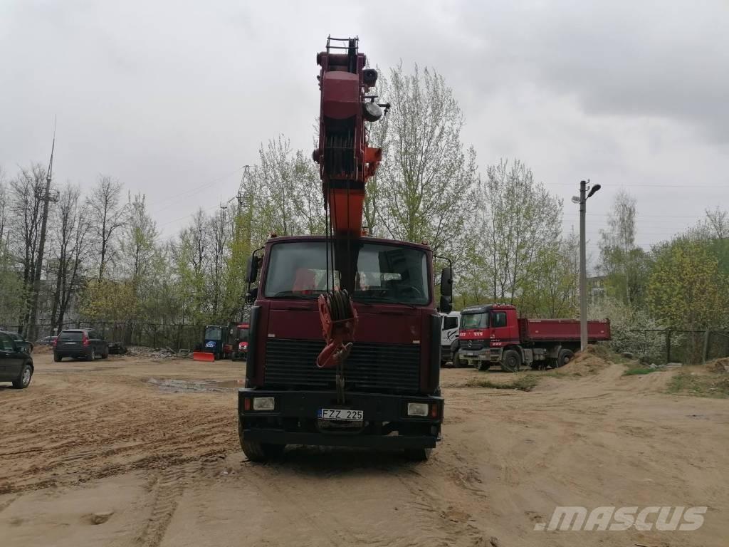  MAZ.   KS-3579 15t.//22m. All-Terrain-Krane