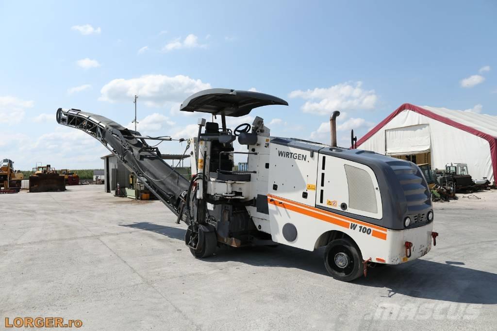 Wirtgen W 100 Asphaltfräsen