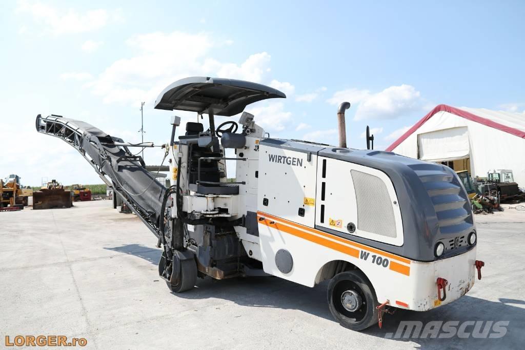 Wirtgen W 100 Asphaltfräsen