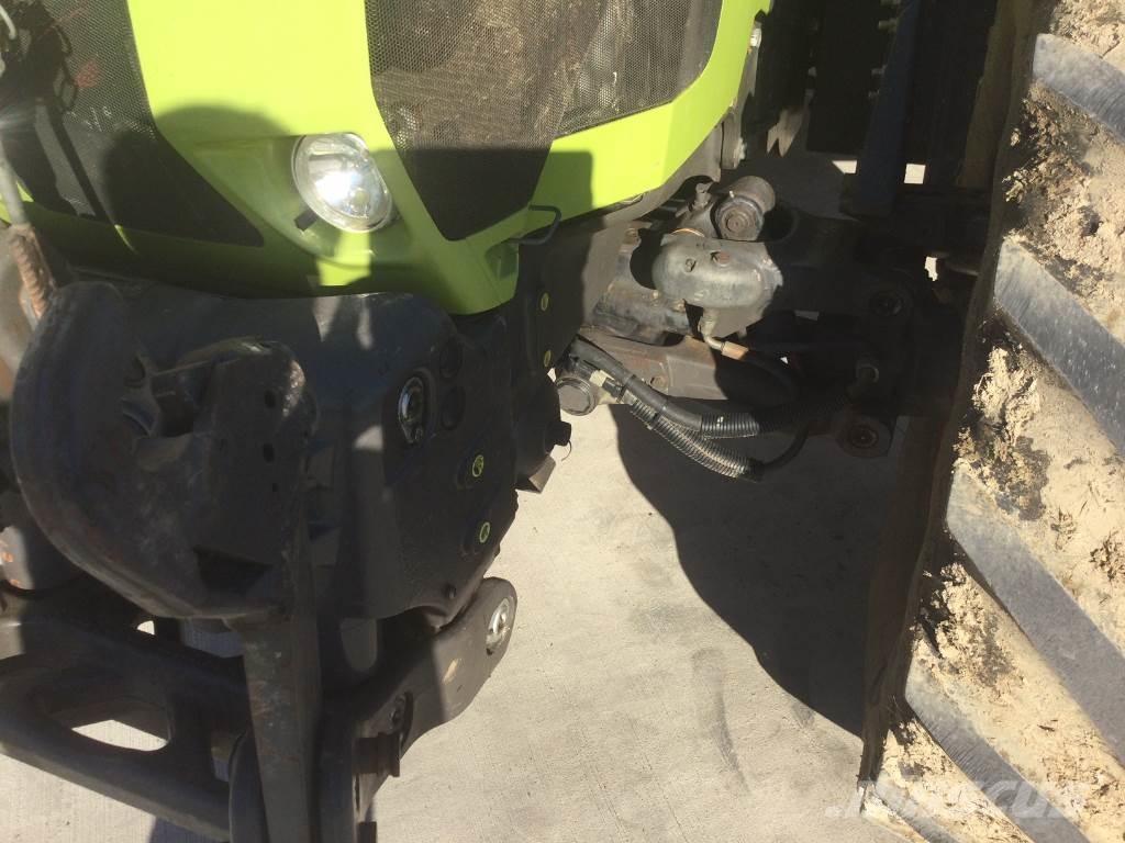 CLAAS ARION 620 Traktoren