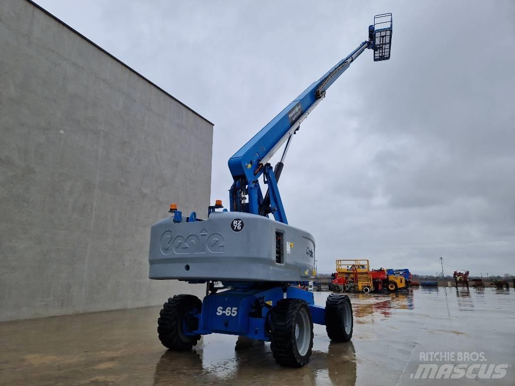 Genie S 65  RZ76 Teleskopbühnen