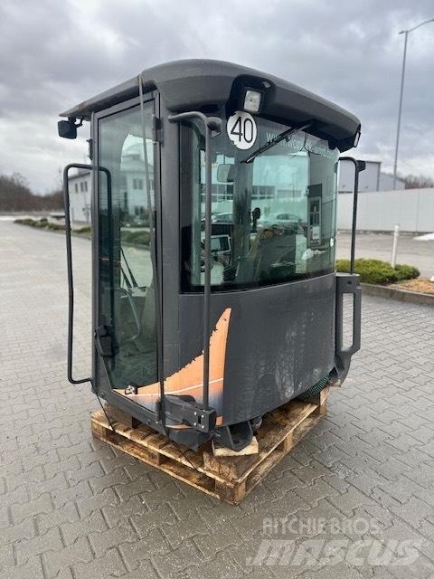 CASE 721 F USED CAB Kabinen