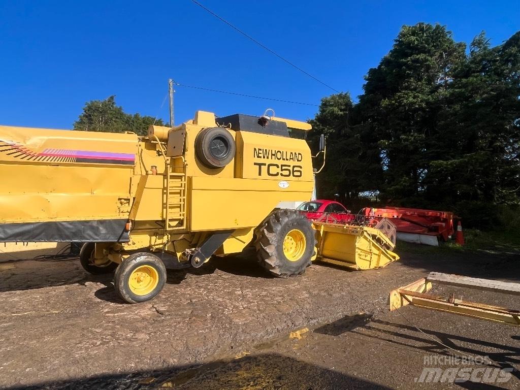 New Holland Tc56h Mähdrescher