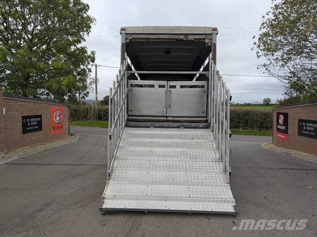 Mercedes-Benz 816 Kofferaufbau